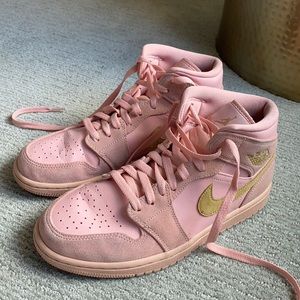 Nike Air Jordan 1 Mid SE Coral Gold 852542-600